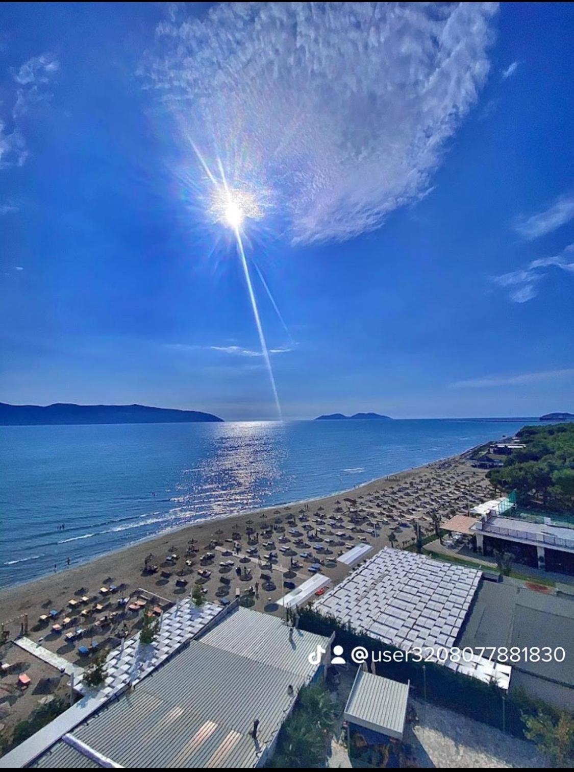 Oasis Beach Residence Vlorë Exterior foto